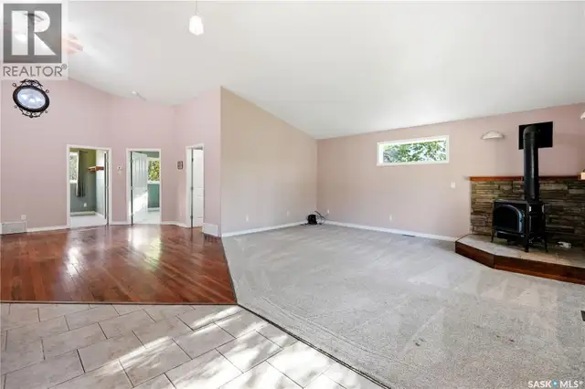 242 Woodlawn AVENUE Katepwa Beach, Saskatchewan in Houses for Sale in Regina - Image 7