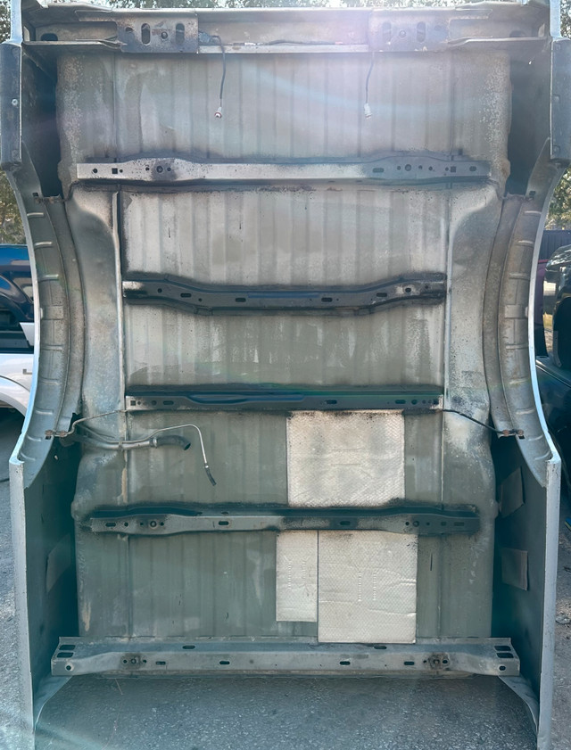 Southern Box/Bed Ford F150 Rust Free in Auto Body Parts in St. John's - Image 3