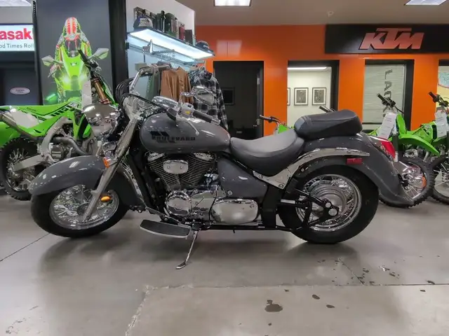 2025 Suzuki Boulevard C50 in Street, Cruisers & Choppers in Calgary - Image 10