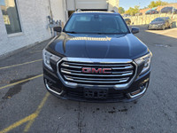 Discover the 2022 GMC Terrain SLT: A Compact SUV with Panoramic Views, Premium Sound, and All-Wheel... (image 1)