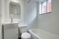Renovated Akelius studio apartment for rent. Located near blvd Saint-Laurent in the Plateau Mont-Roy... (image 4)