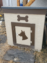 Dog house for sale