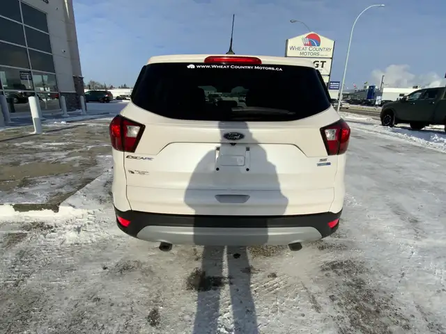 2019 Ford Escape SE AWD | Ford Pass | Heated Front Seats | Blue  in Cars & Trucks in Regina - Image 9