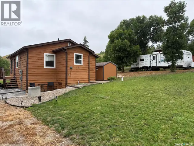 517 Demaer Bay Katepwa Beach, Saskatchewan in Houses for Sale in Regina - Image 14