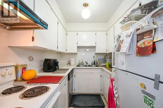 406 16 LAKEWOOD DRIVE Vancouver, British Columbia in Condos for Sale in Vancouver - Image 9