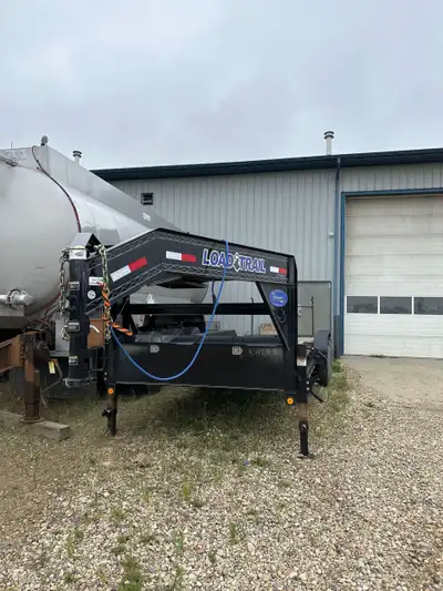 Welcome to Edmonton Equipment Rentals and Sales Ltd GVWR: 21000 kg 3 ft 6 in Fixed Dovetail 83 in Wi...