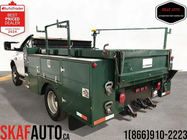 2008 Dodge Ram 3500 DUMP/SERVICE BOX! LOW KM! 5.7L HEMI! ONE OWN in Cars & Trucks in Mississauga / Peel Region - Image 9