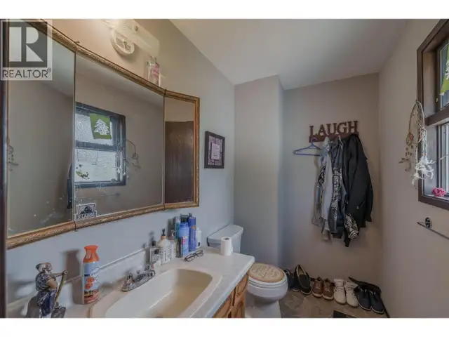 720 CARIBOO TRAIL 100 Mile House, British Columbia in Houses for Sale in 100 Mile House - Image 20