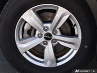 Previous Daily Rental: Wireless Phone Connectivity, Wheels: 7.0J x 17 Alloy, Voice Activated Manual... (image 8)