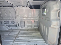 Perfect Auto CLEAN CARFAX - LOW ROOF - 148 WHEEL BASE - ROOF RACK - 3.5 L GAS - RWD - BACK UP CAMERA... (image 6)
