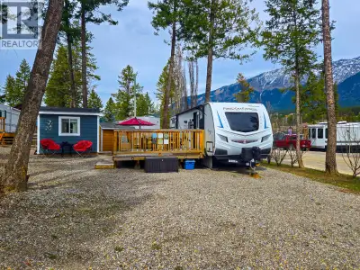 Dip your toe into Columbia Valley real estate—or the heated pool—at this full titled RV lot in the e...