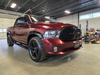 2019 Ram 1500 Classic HEMI Express Night Edition No Accidents | Crew Cab | New Tires | Fantastic Ser... (image 2)