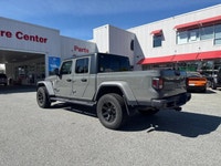 Conquer any adventure or tackle your daily tasks with this rugged and capable 2021 Jeep Gladiator Sp... (image 4)