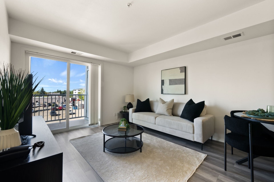 2 Bedroom, 1 Bathroom Apartment for Rent - 5929 Rochdale Bouleva 3