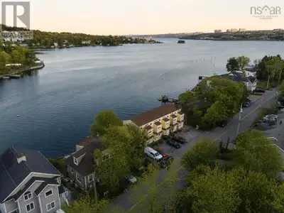 If uninterrupted Bedford Basin views have been on your list, this is the one. Perched along prestigi...