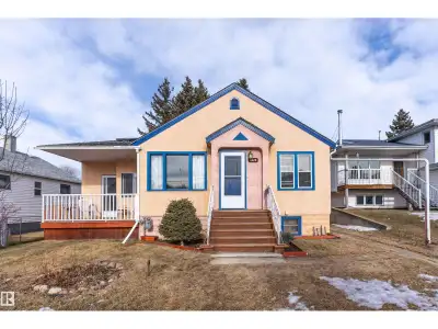 Well-kept 3 bedroom, 2 bathroom home in Telford, close to the lake and walking paths. This property...