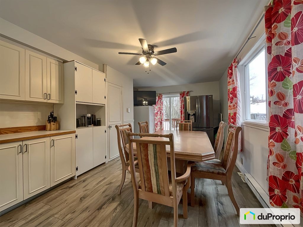 $322,000 - 2 Storey for sale in Huberdeau — photo 2