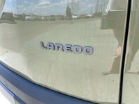This Jeep Cherokee has a dependable EJN 1.6L I-4 EP Turbo Hybrid engine powering this Variable trans... (image 9)