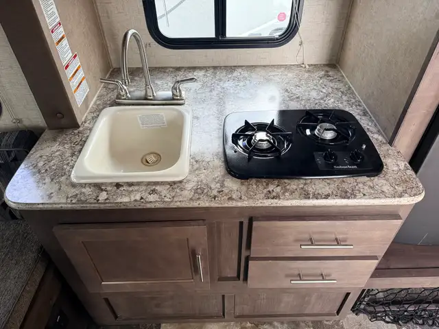 2016 Forest River R POD 176 in Travel Trailers & Campers in St. Albert - Image 13