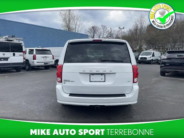 Dodge Grand Caravan Familiale 4 portes SXT 2014 in Cars & Trucks in Laval / North Shore - Image 6