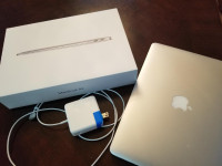 MacBook Air NEW battery (hardly used)
