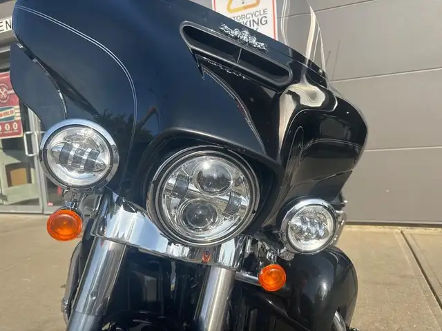 2014 Harley-Davidson FLHTCU - Electra Glide Ultra Classic in Sport Touring in Edmonton - Image 19