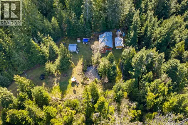 1632 Carrington Bay Rd Cortes Island, British Columbia in Houses for Sale in Campbell River - Image 30
