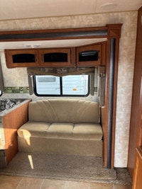 Used family bunk model trailer! The front bedroom features the highly sought after walk around bed a... (image 4)