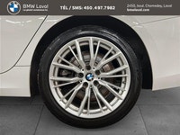 ===== 2023 BMW 3 Series 330i xDrive | Gr. Sup. Essentiel | ===== ===== * Groupe Supérieur Essentiel... (image 8)