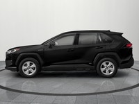 Step into style and performance with the 2021 Toyota RAV4 XLE, featuring an eye-catching black exter... (image 1)