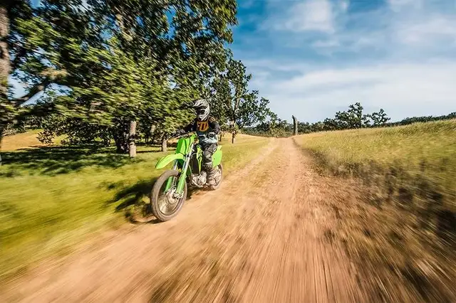 2025 Kawasaki KLX 300R in Dirt Bikes & Motocross in Markham / York Region - Image 7