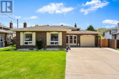 Beautiful 4-level backsplit home. Featuring four levels of finished living space, 3 beds, 2 full bat...
