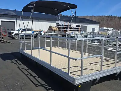 QUAI FLOTTANT ALUMINIUM 8’ X 16’ AVEC GARDE ET SUPPORT MOTEUR ARRIERE , TOIT BIMINI, INCLUS PLANCHER...