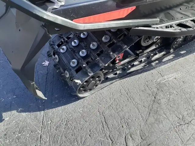 2019 SKI DOO MXZ X 850 E TEC RIPSAW (FINANCING AVAILABLE) in Snowmobiles in Strathcona County - Image 10