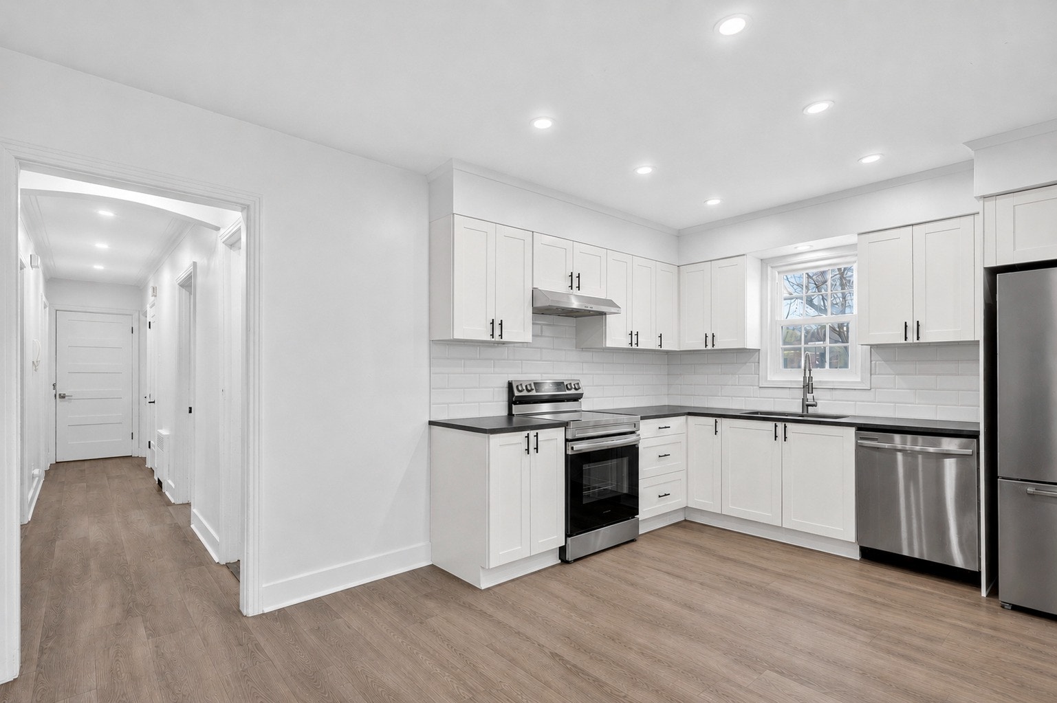 3240 Saint-Zotique — photo 2