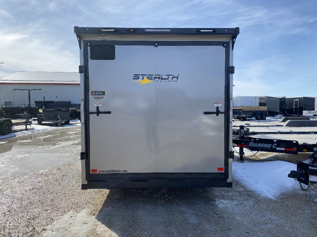 2025 Stealth 7.5' x 18' x 84" V-Nose Enclosed Trailer in Cargo & Utility Trailers in Regina - Image 4