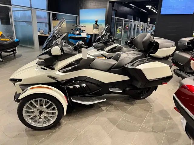 2026 Can-Am Spyder RT-Limited in Sport Touring in Norfolk County - Image 5