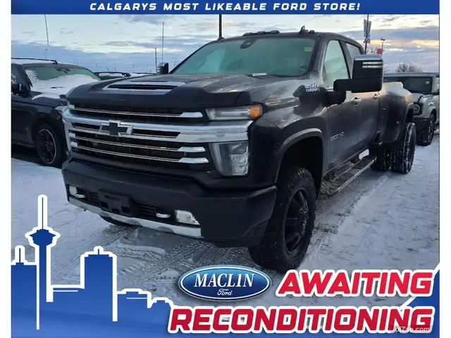 2022 Chevrolet SILVERADO 3500HD HIGH COUNTRY | 2\" LEVEL W/ FUEL in Cars & Trucks in Calgary - Image 2