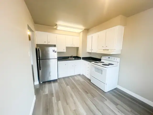 Albert Park Apartment For Rent | Rae 4122 Apartments in Long Term Rentals in Regina - Image 9