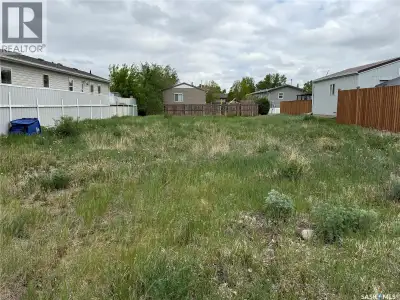 Are you currently paying lease fees and would like to move your home on an owned lot? Then this prop...