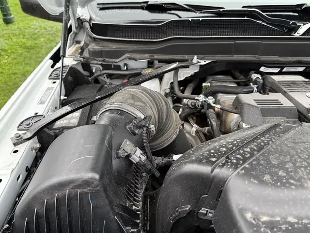 2024 Ram 5500 Heavy Duty Laramie 4x4 Crew Cab Cummins Service Tr in Heavy Trucks in Regina - Image 76