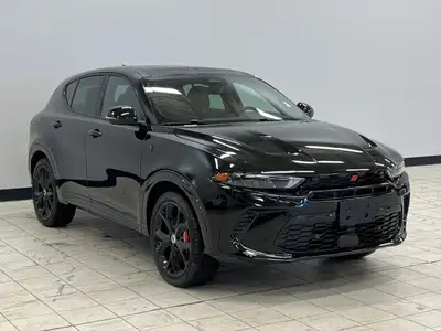 Discover a fresh take on performance with this 2024 Dodge Hornet R/t Plus Demo at Comox Valley Dodge...