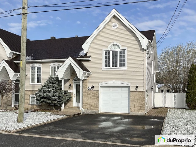 $398,000 - Semi-detached in Drummondville (Drummondville) — photo 1