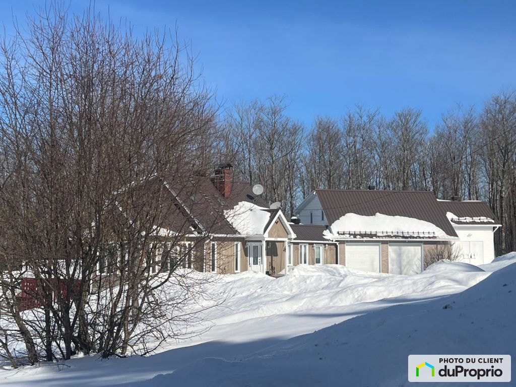 $599,000 - 1 1/2 Storey for sale in St-Isidore-de-Clifton — photo 3