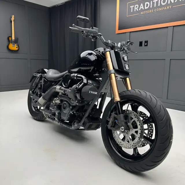 1987 Harley-Davidson FXR in Street, Cruisers & Choppers in Kitchener / Waterloo - Image 3