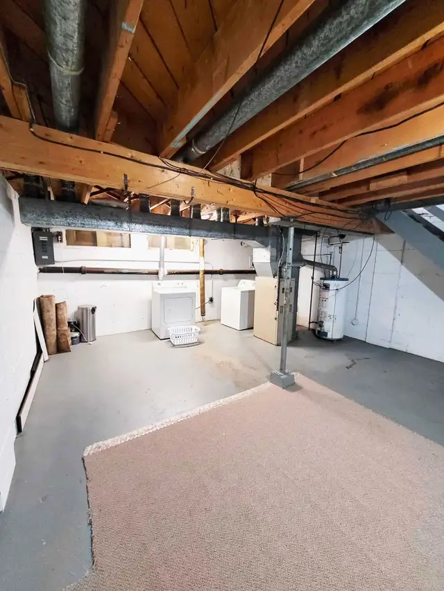2-Bedroom 1-Bathroom l 54 Little Wedeene Street l Townhouse in Long Term Rentals in Kitimat - Image 15