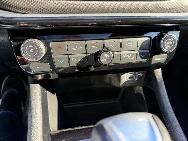 2024 Jeep COMPASS4455885896797593621