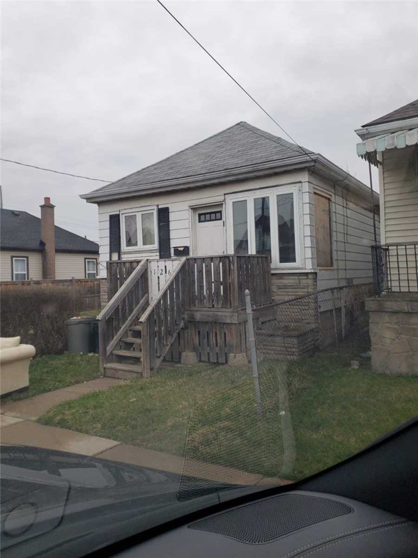 CASH FOR YOUR HOME - WITHIN 24 HOURS - ANY CONDITION in Houses for Sale in City of Toronto - Image 2