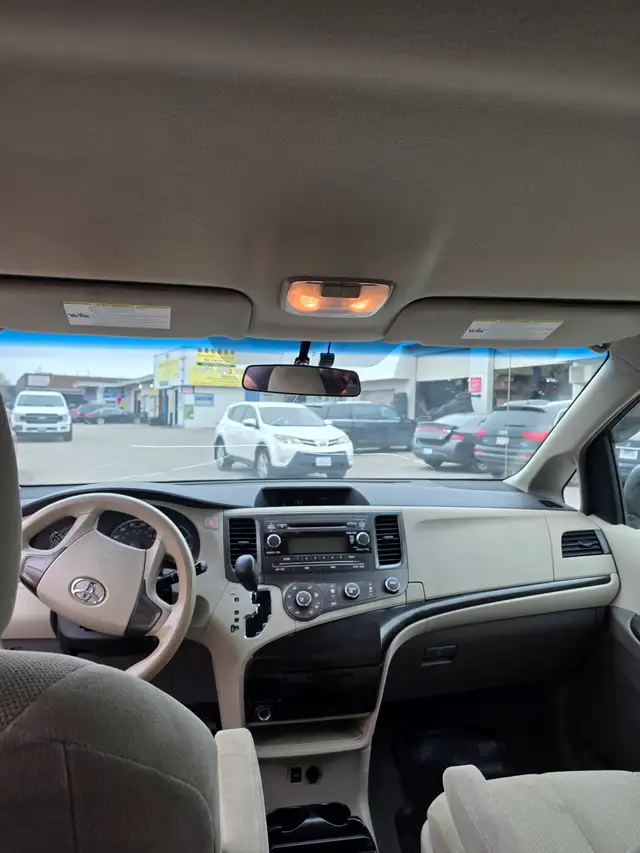2011 Toyota Sienna Base in Cars & Trucks in City of Toronto - Image 9