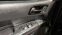 If you are looking for a three-row muscle SUV that combines bold Dodge styling, legendary V8 towing... (image 8)